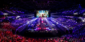 2025年全球总决赛观赛人数破800万：电竞产业崛起，社交媒体热议，观众群体多元化